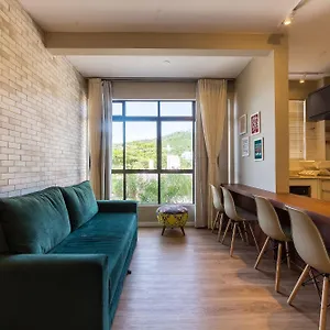 https://residencial-jurere-beira-mar.santa-catarina-brasil.com